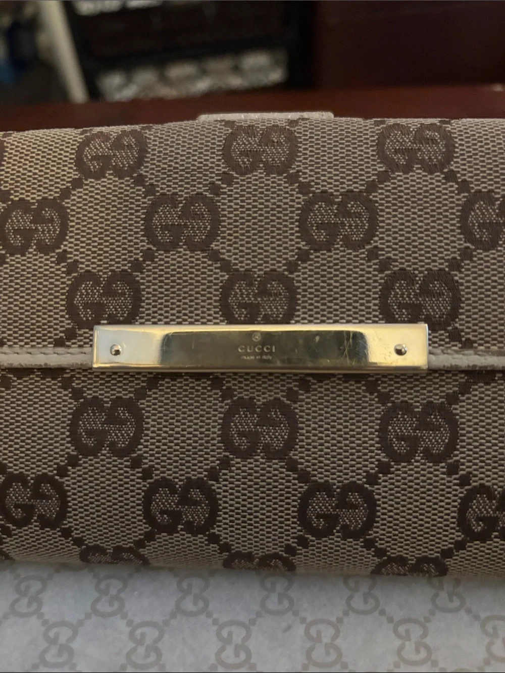 Gucci Beige and Brown GG Canvas Continental Wallet with Gold Plate - Picture 2 of 12
